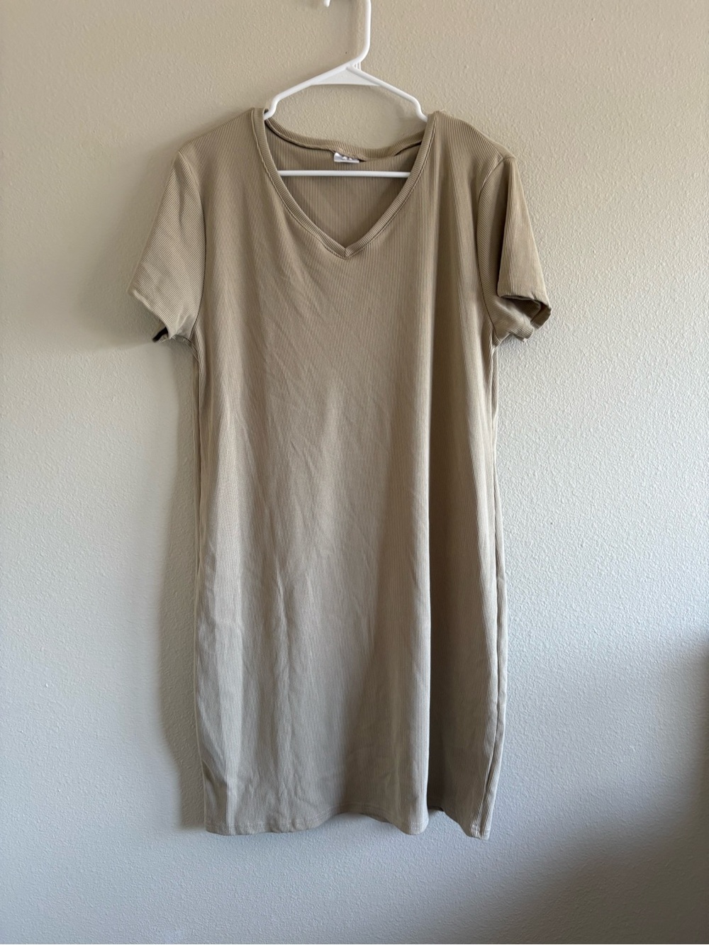 Everyday V-Neck Tee Dress in Light Khaki